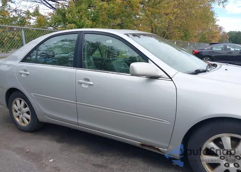 2002 Toyota Camry Xle from USA, damaged, VIN 4T1BE30K22U601060